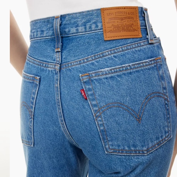 Levi’s Wedgie Straight Jean - Picture 7 of 16